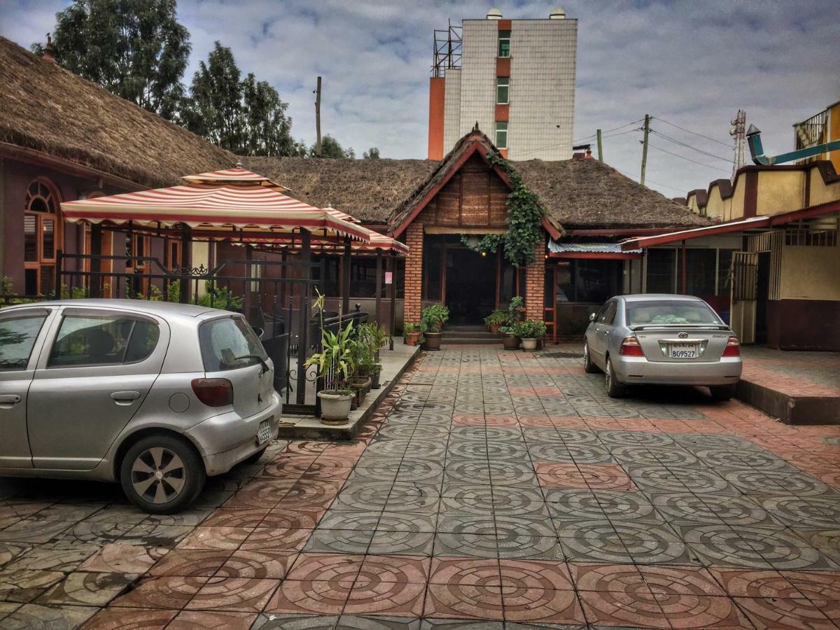 Top Ten Hotel Addisz-Abeba Kültér fotó