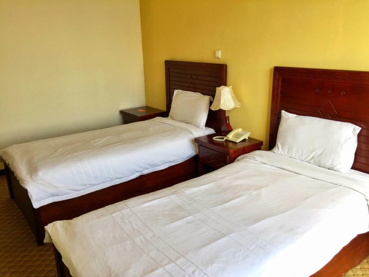 Top Ten Hotel Addisz-Abeba Kültér fotó