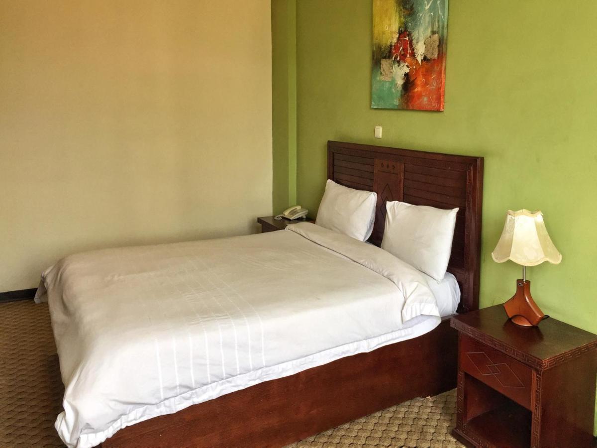 Top Ten Hotel Addisz-Abeba Kültér fotó